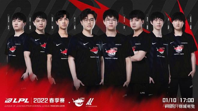 晋级决赛的 晋级决赛的