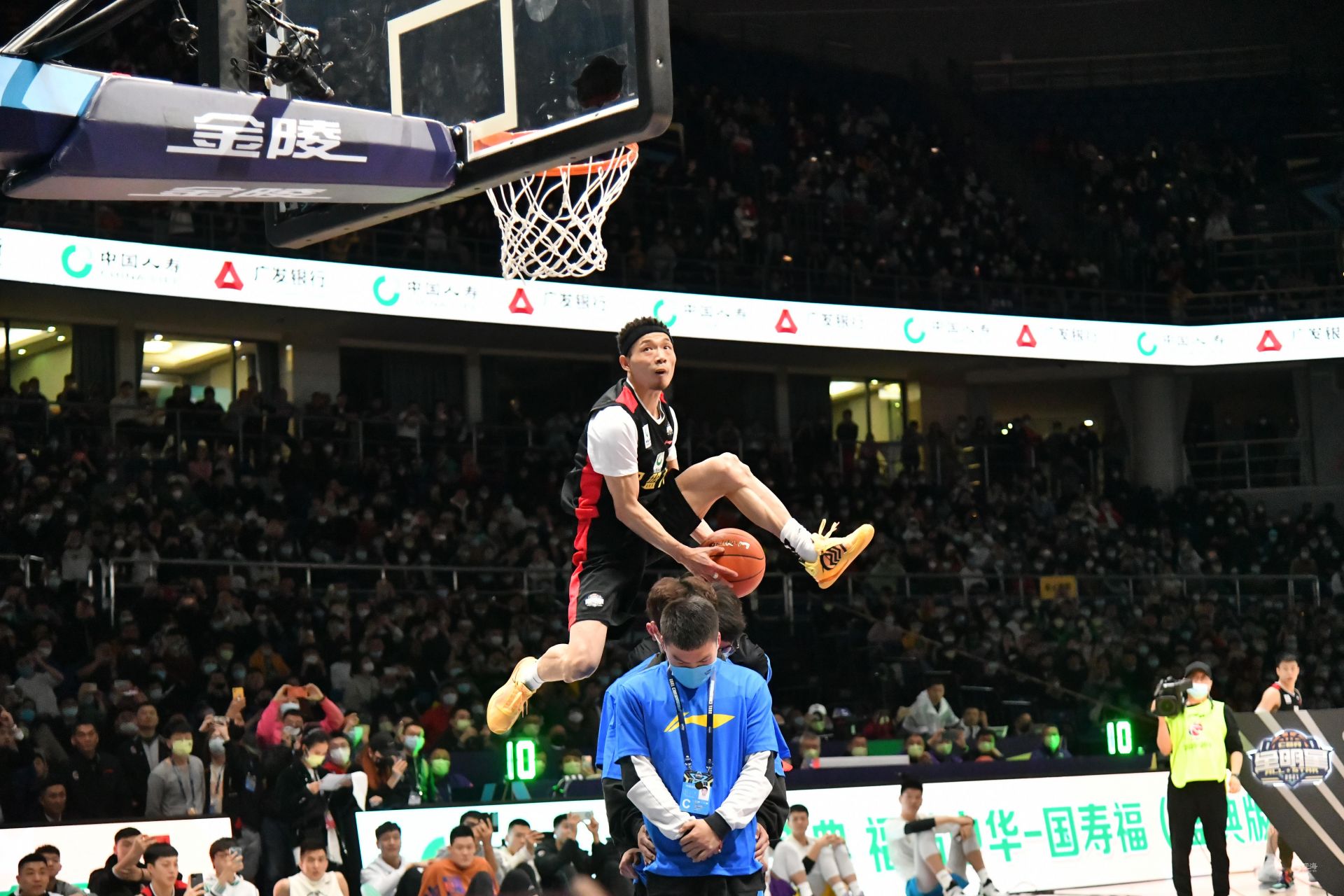 反路不是敌 反路不是敌